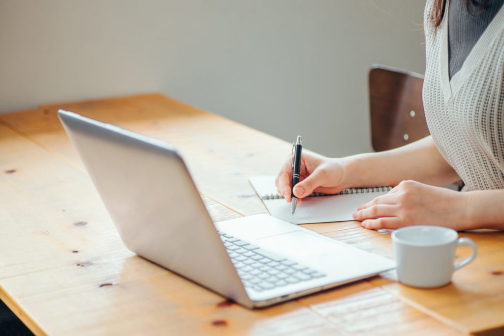 【現場講師が本音で解説】MOS資格は本当に役に立つ？福岡のパソコン教室が見た“活かせる人・活かせない人”の違い